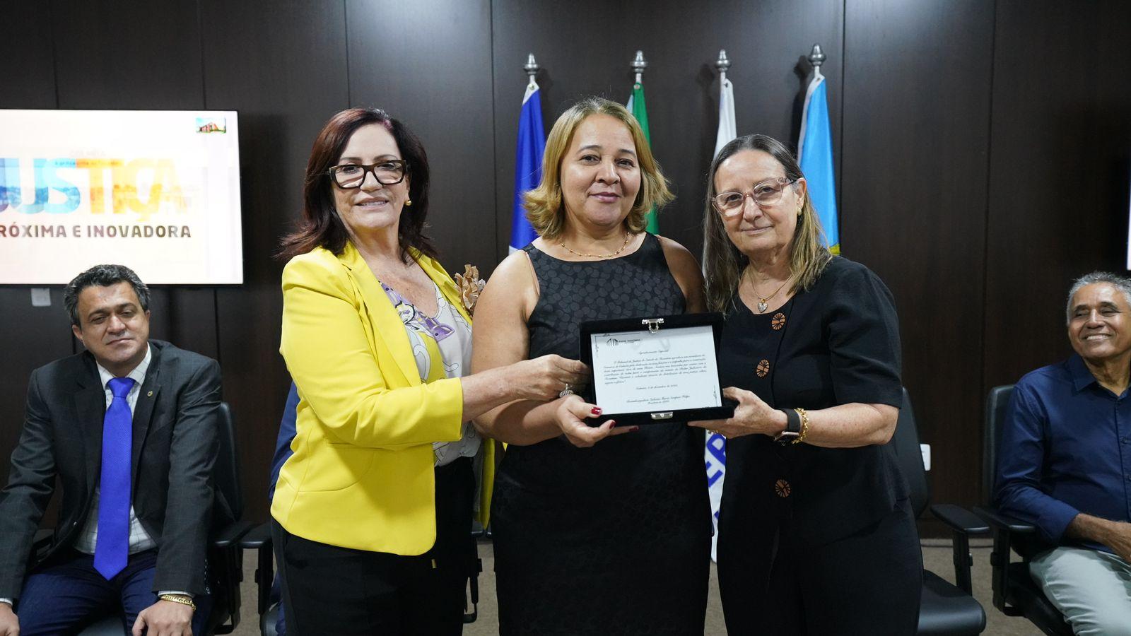 Obra do novo fórum da Comarca de Colméia é entregue a comunidade com presença de diversas autoridades 