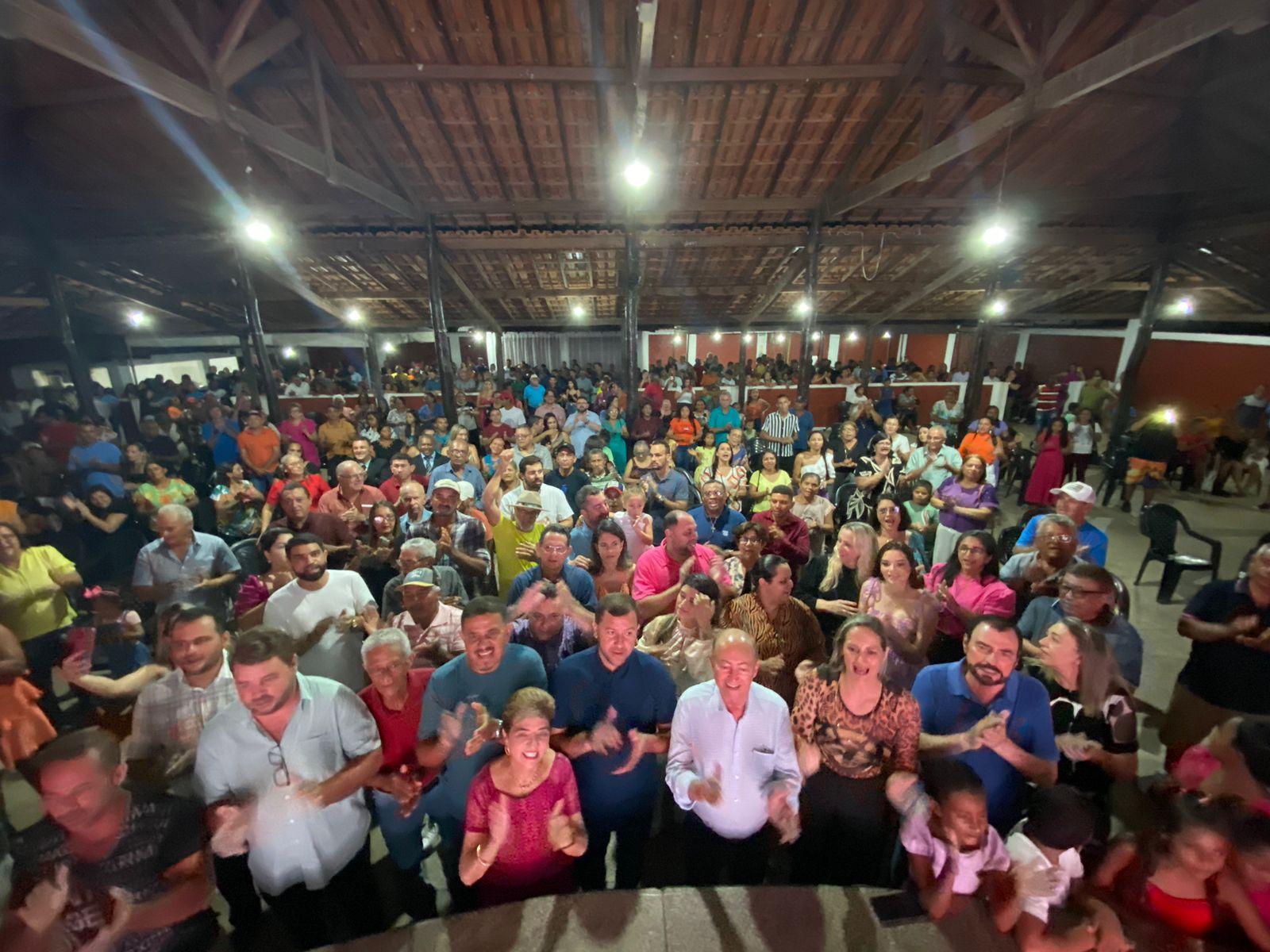 Aniversário do Prefeito Davi Bento movimenta a cidade de Filadélfia e região Aniversário do Prefeito Davi Bento movimenta a cidade de Filadélfia e região