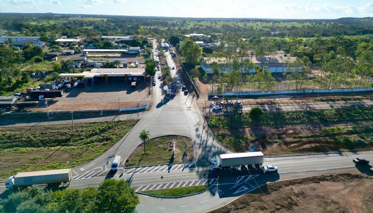 Governo do Tocantins impulsiona desenvolvimento econômico do Vale do Araguaia com a entrega de obras no Parque Agroindustrial de Paraíso
