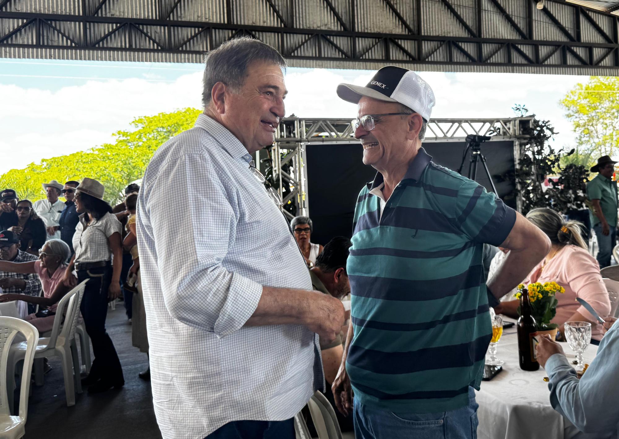 César Halum participa do II Leilão Touros Elite do Bico e destaca fortalecimento da pecuária regional
César Halum participa do II Leilão Touros Elite do Bico e destaca fortalecimento da pecuária regional