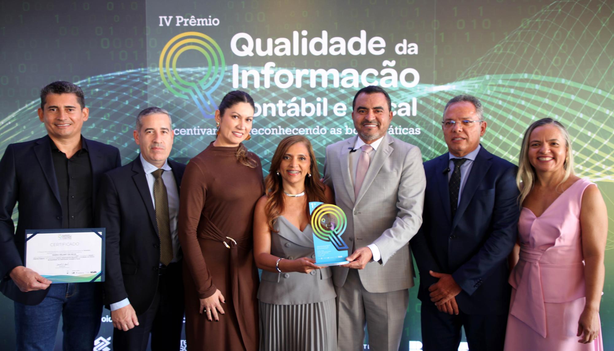 Em Brasília, Governo do Tocantins conquista 1º lugar nacional no Prêmio Qualidade da Informação Contábil e Fiscal Em Brasília, Governo do Tocantins conquista 1º lugar nacional no Prêmio Qualidade da Informação Contábil e Fiscal